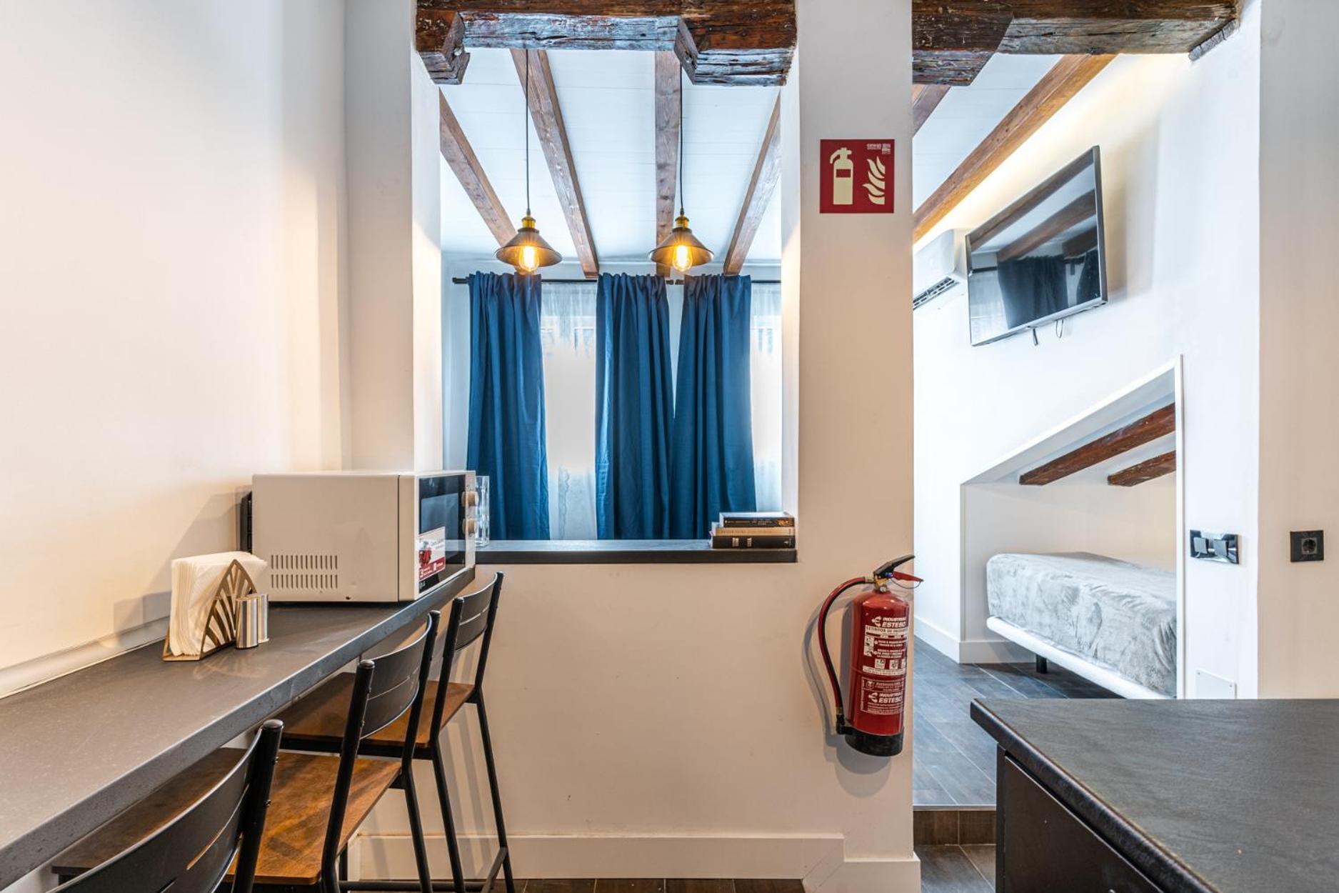 Vr Estudios Apartments Madrid Esterno foto