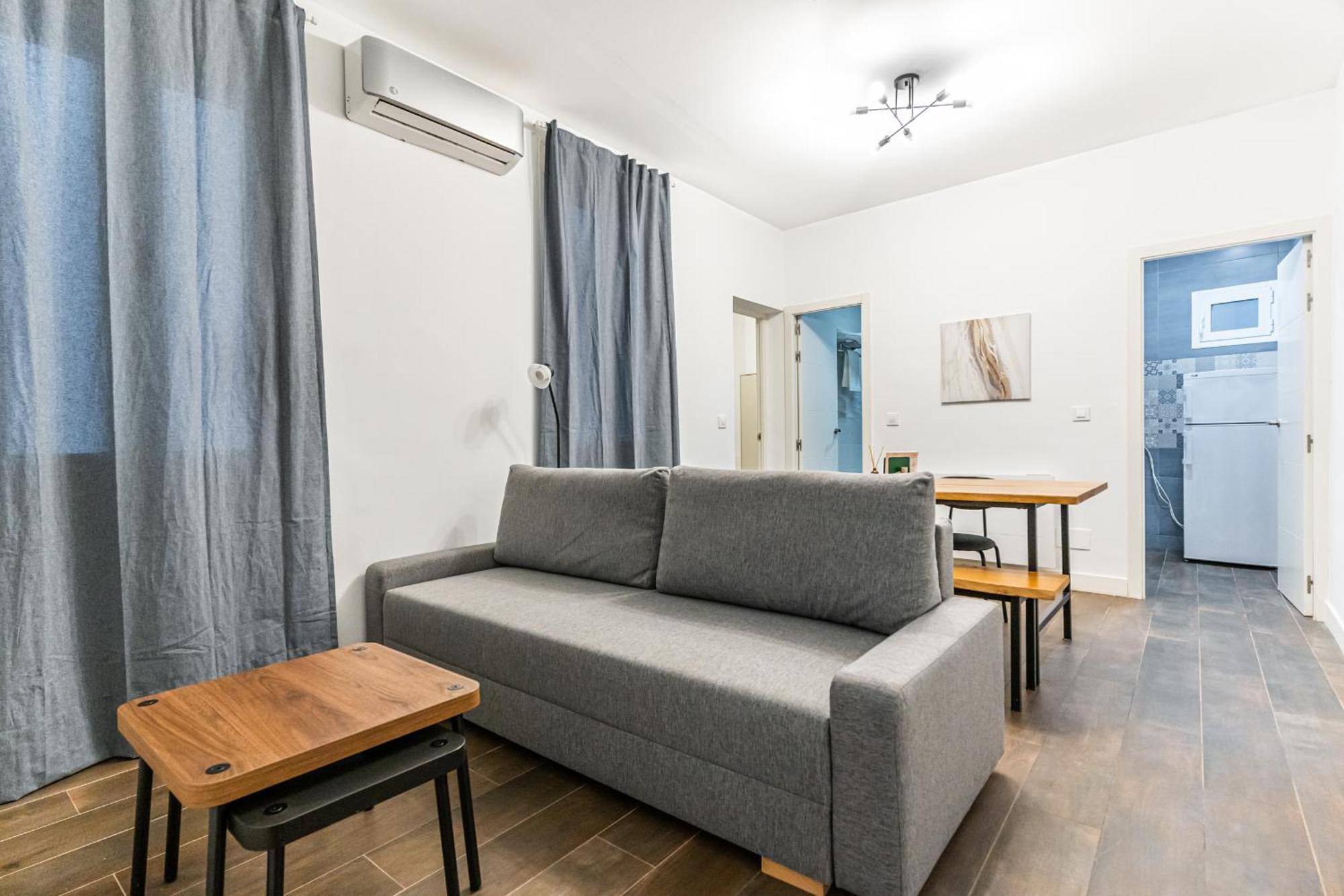 Vr Estudios Apartments Madrid Esterno foto