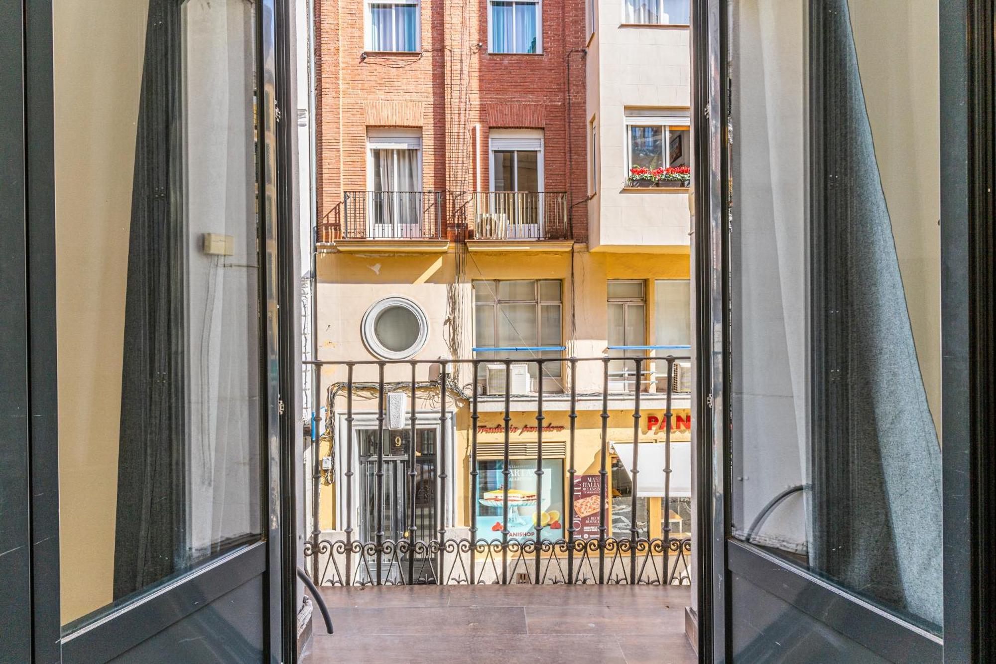 Vr Estudios Apartments Madrid Esterno foto