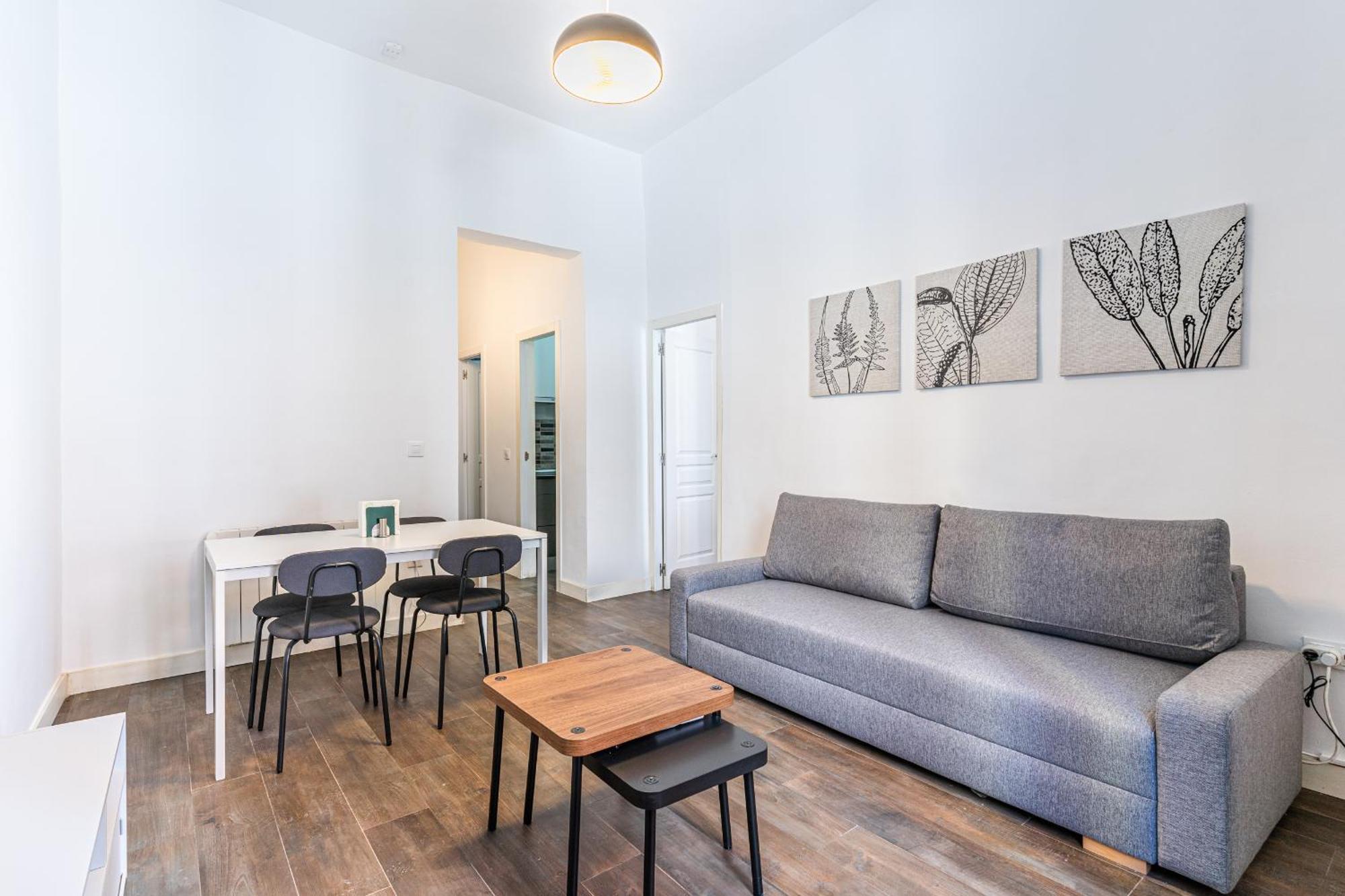 Vr Estudios Apartments Madrid Esterno foto
