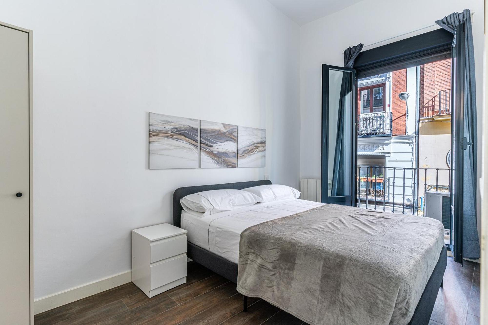 Vr Estudios Apartments Madrid Esterno foto
