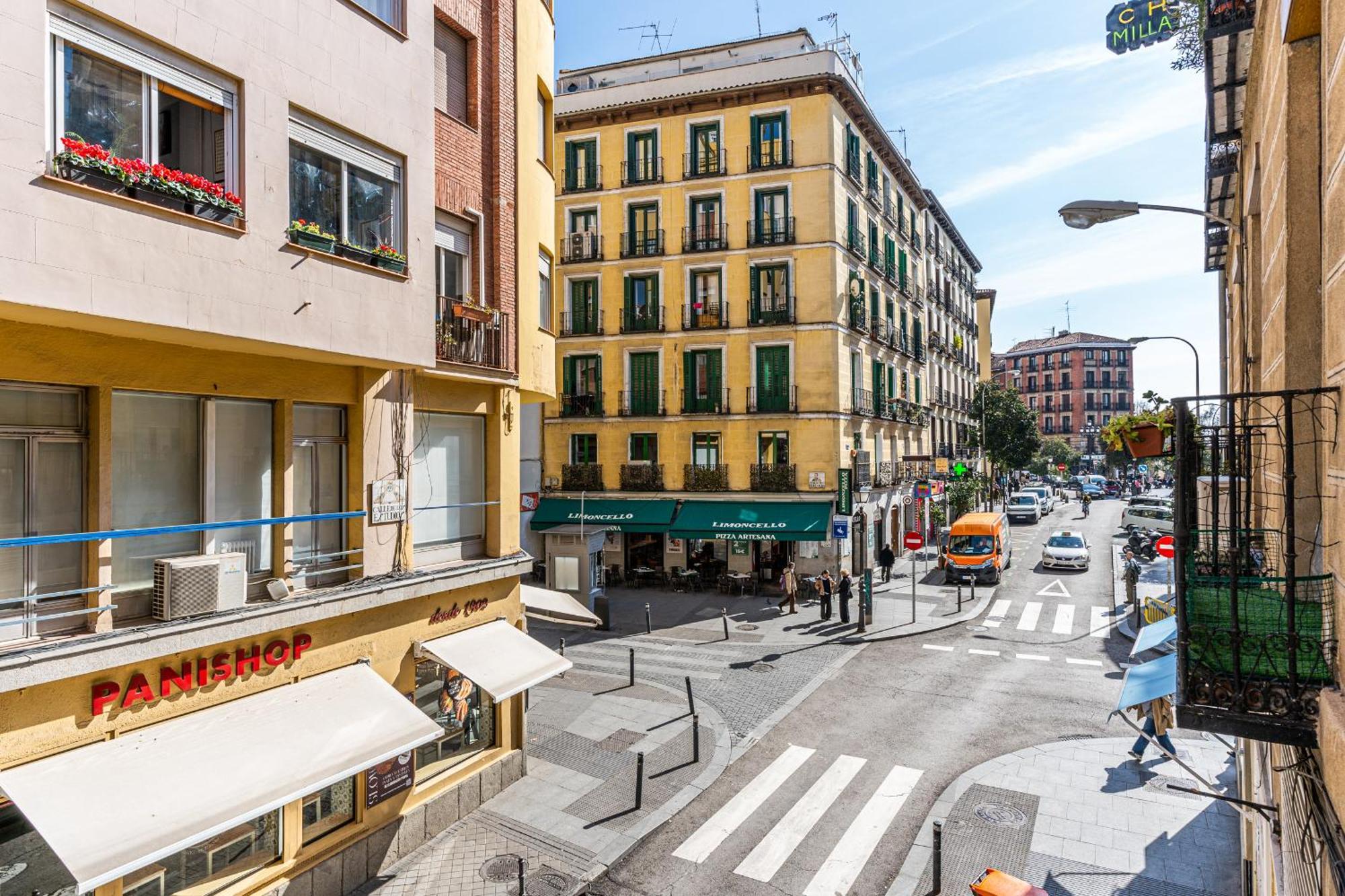 Vr Estudios Apartments Madrid Esterno foto