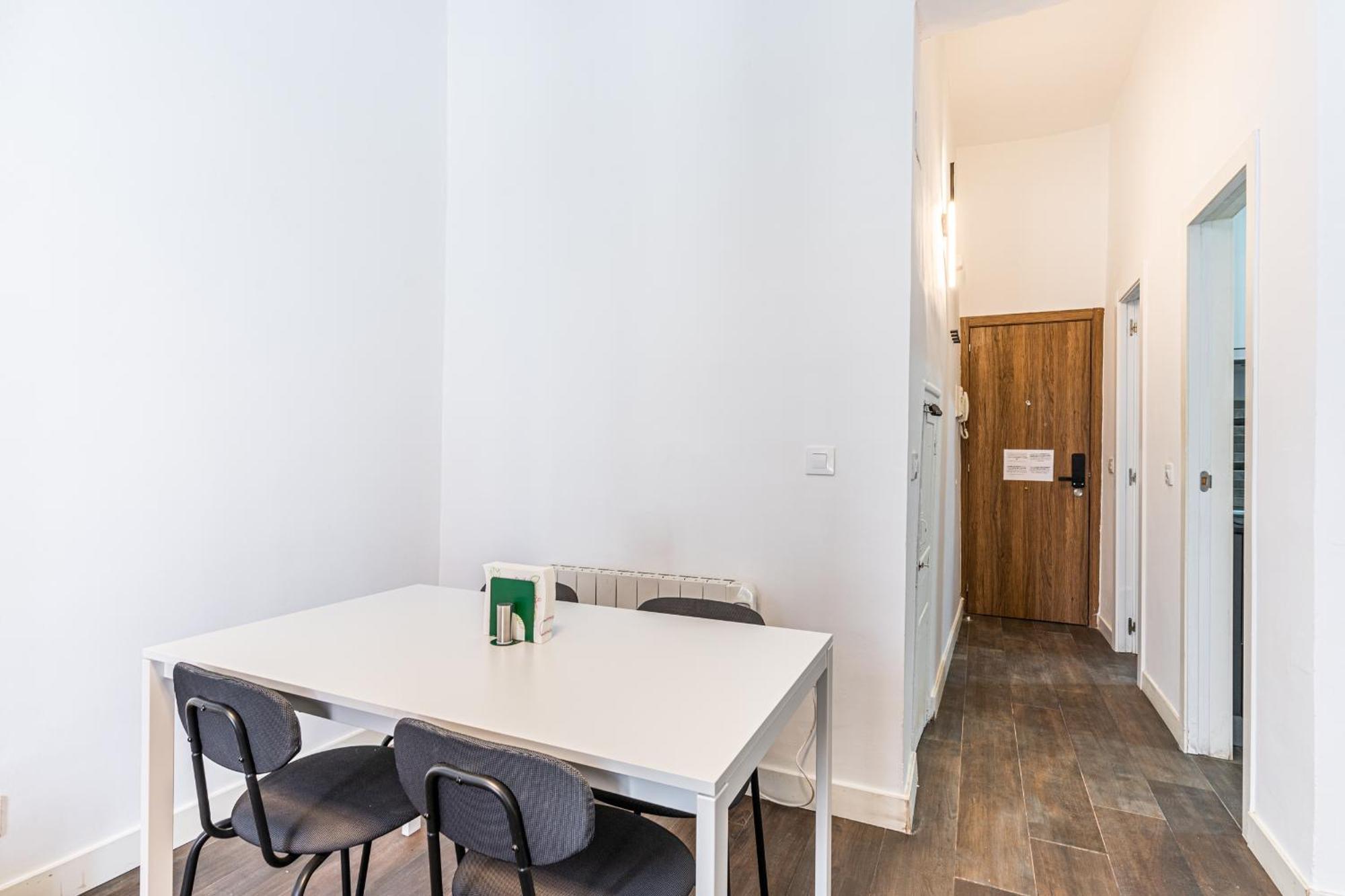 Vr Estudios Apartments Madrid Esterno foto