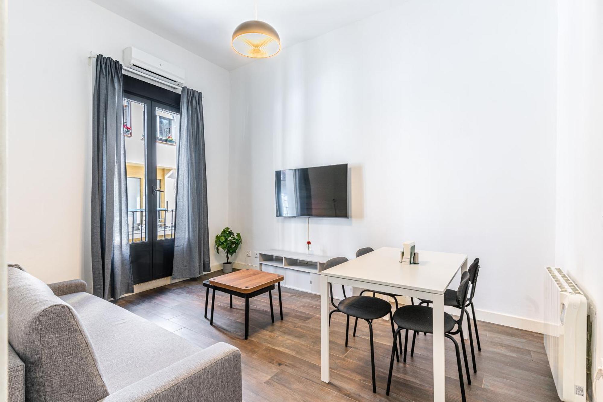 Vr Estudios Apartments Madrid Esterno foto